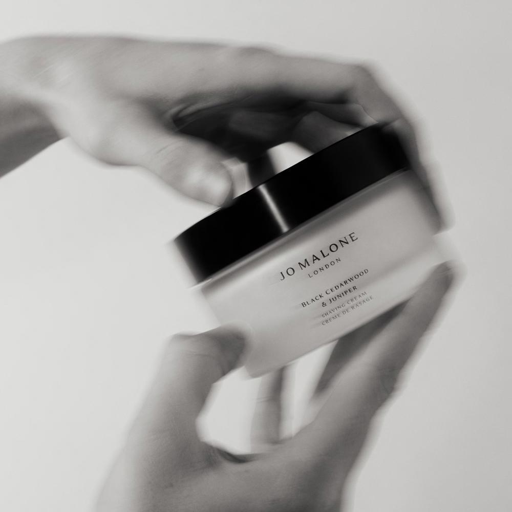Jo Malone London Black Cedarwood & Juniper Shaving Cream 200ml